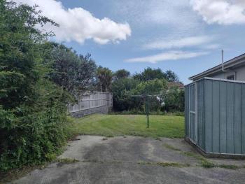 6 Beds including 4 Double Beds and 2 Single Sofa Beds Serviced Chalet B, Auckland (foto 5)