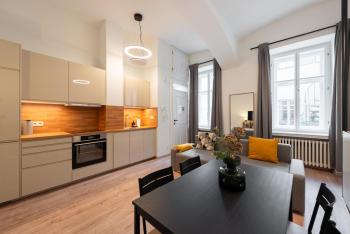 Eclectic and design duplex in Prague, Прага (фото 2)