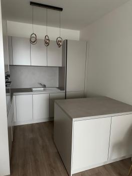 2 rooms apartment in Downtown,Free parking,late check-out,big balcony, Bratislava (fotografie 2)