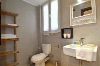 A modern rustic cosy apartment at the foot of Mount Lycabettus, Atenas (foto 4)