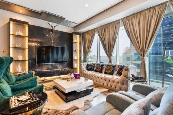 Highend 2BR Palm Sea View with Pool and Nightlife Marina, Dubai (photo 2)