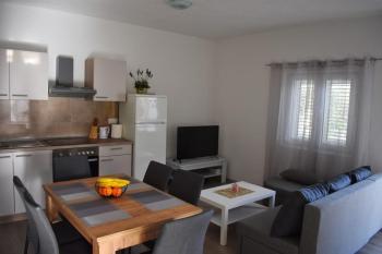 Apartment Doris, Gradac (zdjęcie 3)