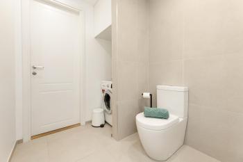 Apartment with City View and Free Parking, Tallinn (photo 5)