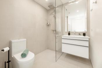 Apartment with City View and Free Parking, Tallinn (photo 5)
