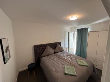 Wohnung mit Balkon am Rhein, Düsseldorf (fotografie 3)
