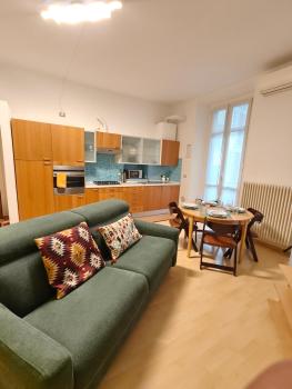 Milano Center Apartment in Shopping and living Area with AC, Wifi, steps from M1 and Airport and Fiera Milano link, Milan (photo 5)
