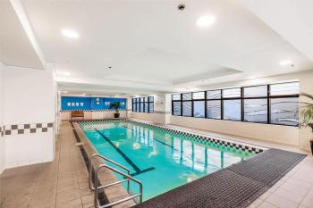 City Getaway 1BR Apt w Pool & Gym I Zodiak Stays, Окленд (фото 4)