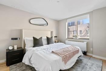 3BR Penthouse with Massive Private Rooftop, New York (photo 3)