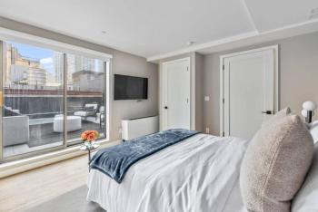 3BR Penthouse Suite with Massive Private Rooftop, New York (photo 5)