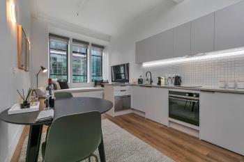 Historic Modern Luxury 1-Bedroom on Queen Street, Auckland (photo 5)