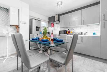 2 Bedroom Apartment in Birmingham City-centre with Free Parking, Birmingham (fotografie 5)