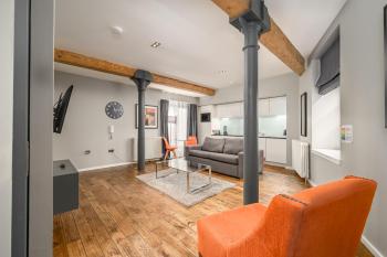 Destiny Scotland -The Malt House Apartments, Edinburgh (photo 2)