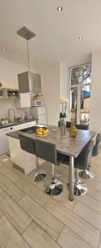 F3 ground floor, Hypercentre 2 min from Palace, Cannes (photo 3)