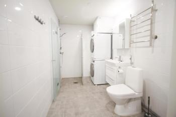 New And Stylish Apartment By The Sea In Jatkasaari, Parking And Balcony, Helsinki (foto 3)