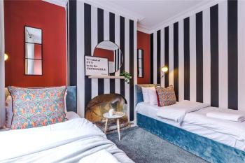 Chic & Modern Escape, Manchester (photo 5)