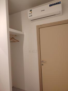Five Hours, Burajda (fotografie 5)