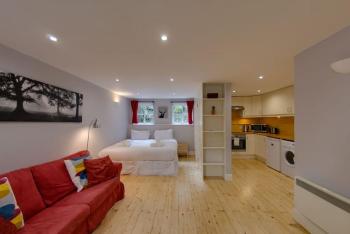 JOIVY Warm & Welcoming Flat near Edinburgh Castle, Edynburg (zdjęcie 2)