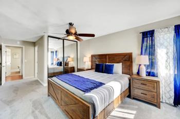 Beautiful Renovated 4BR w Pool, Las Vegas (foto 3)