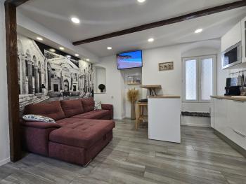 Palace apartment, Split (photo 3)