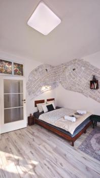 Studio Old town w Balcony only 5 min Danube river, Bratislava (Foto 2)