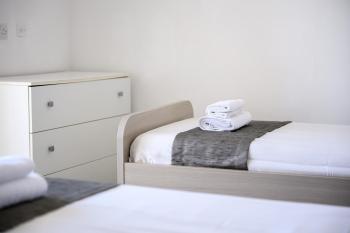 F9 Room 3, Private Room two single beds with shared bathroom in shared Flat, Msida (fotografie 2)