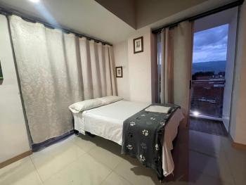 Apartamento Lof, Dúplex, iluminado, bueno , céntrico y bien ubicado en Laureles estadio, Medellín (fotografie 4)