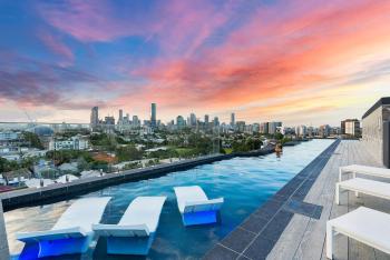 The Sinclair - Luxury Brisbane Apartment near The Gabba with Rooftop Pool, 3 Bedrooms & City Views, Brisbane (photo 2)