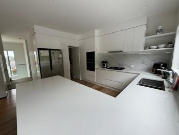 Dream House 2, Auckland (photo 5)