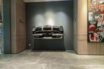 1BR with Cozy Design at Uttara The Icon Apartment By Travelio, Kejayan (foto 5)
