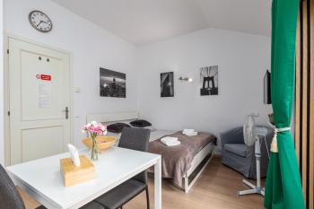 Private Retreat Close to Stations in Praha 3, Praga (zdjęcie 3)