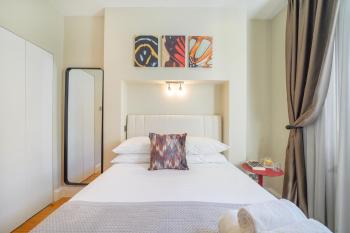 HR2 - Charming 1-Bed near Holland Park - by Short Stories London, London (photo 4)