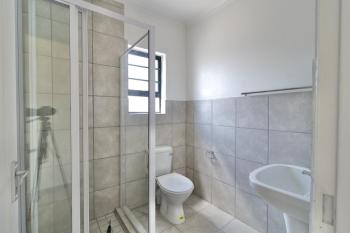 Cloveridge 104, Benoni (foto 5)