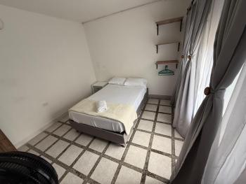 Road Living Home, Medellín (photo 5)