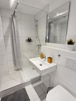 BASELiving Studio - Near ESC - Bahnhof SBB - St Jakob, Basel (Foto 5)