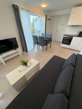 Lisas apartment, private new 1 bedroom and 1 living room with sofa bed and big windows, share with nobody, Oslo (foto 2)