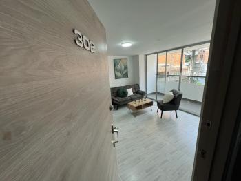 Comodo y amplio apartamento en Laureles, Medellín (fotografie 2)