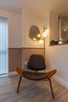 Sherlock Urban Escape Stylish 4BR Townhouse with Garden and Parking, Birmingham (Foto 3)
