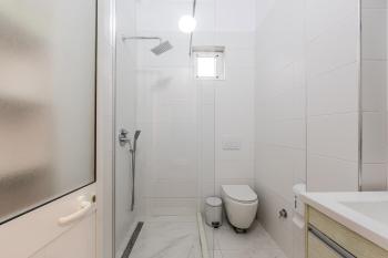 Exelent BnB Modern Apartment in Blloku Center with Fast WiFi - Gold Home, Tirana (photo 3)