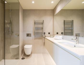 HostWise - Stylish Flat with Terrace & Garage, Porto (photo 5)