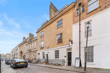 Luxury Living in Bath - The Bridgeton - Sleeps 20, Bath (photo 2)