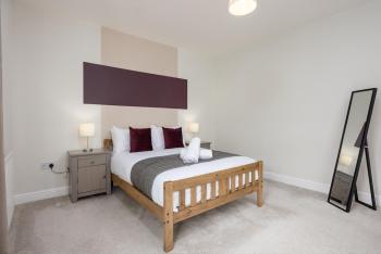 Comfortable & Well-Equipped Stay in Darlington, Darlington (photo 2)