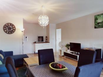 Pleasant entire apartement in Bordeaux with parking, Bordeaux (Foto 3)