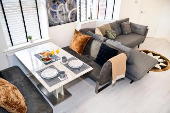 Modern, Spacious Home Near City Centre, Workspace & WiFi,, Manchester (foto 2)