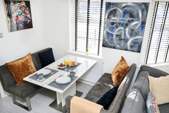 Modern, Spacious Home Near City Centre, Workspace & WiFi,, Manchester (foto 3)