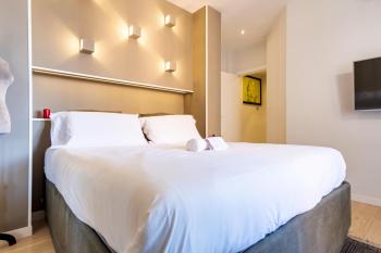 Elegantis Penthouse in the Heart of Rome With Private Terrace and View, Rome (photo 5)