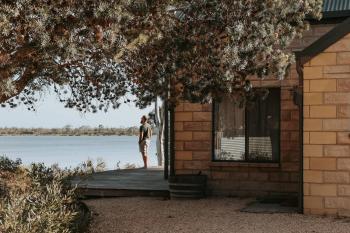 Waterfront - Hot Tub - Sauna - Serenity, Coles Bay (foto 4)
