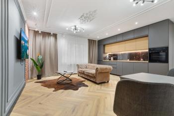 Retro Luxury 1BR Apt, Bratislava (fotografie 2)