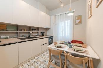 Downtown Tirana Apartment Delux Shallvaret, Tirana (photo 2)