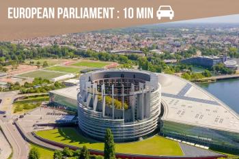 LE LUXURY LOFT - CENTER l DECEMBER MAR-KET l EUROPEAN PARLIAMENT l PARKING l NETFLIX - SPACIOUS & UNIQUE - LE LUXURY LOFT - CENTRE l MARCHÉ DE NOËL l PARLEMENT EUROPÉEN l PARKING l NETFLIX - SPACIEUX & UNIQUE, Strasburg (zdjęcie 4)