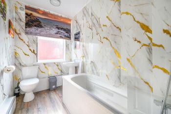 -RB15CFA- For Relaxed and Cosy stay with Free Parking, Leeds (Foto 5)